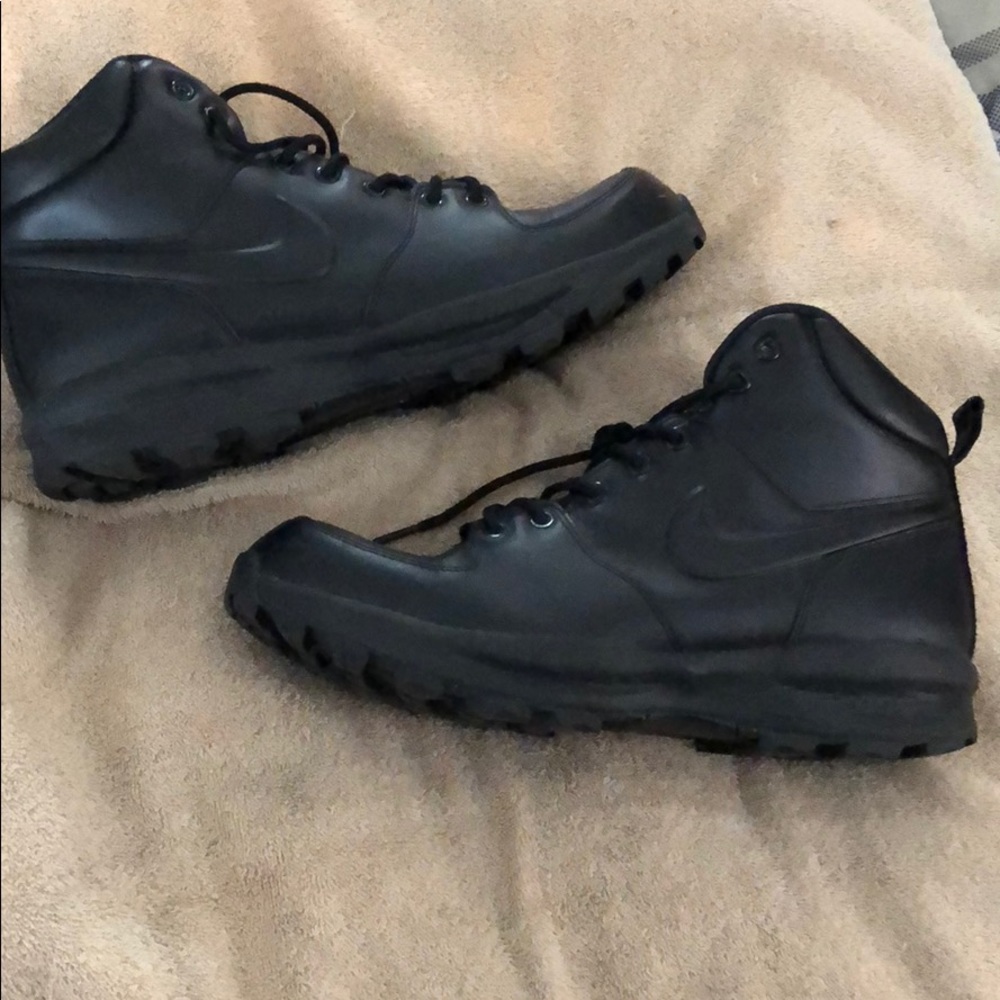 Nike boots